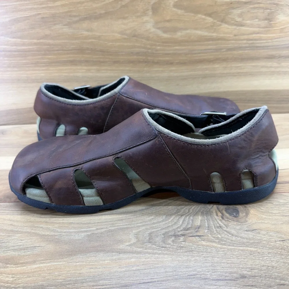 TEVA Fisherman Leather Sandal Mens 11 Brown Leather Minimalist Outdoor Walk 6593